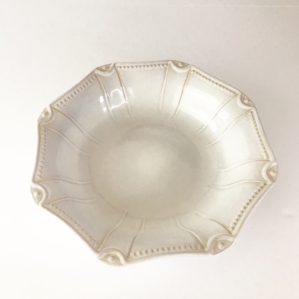 Pier 1 Natalia‎ Serving Bowl White Ironstone Dish